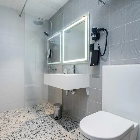 Citybox Center 3* Tallin